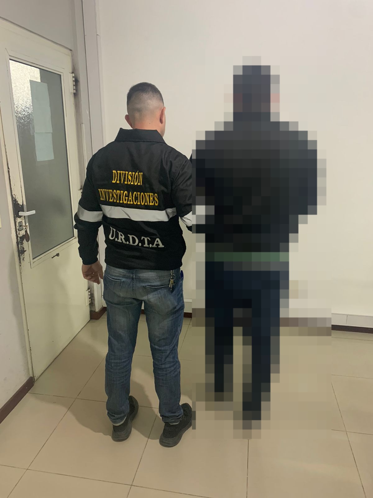 PARTE POLICIAL: ALLANAMIENTO Y POSTERIOR DETENCI&Oacute;N