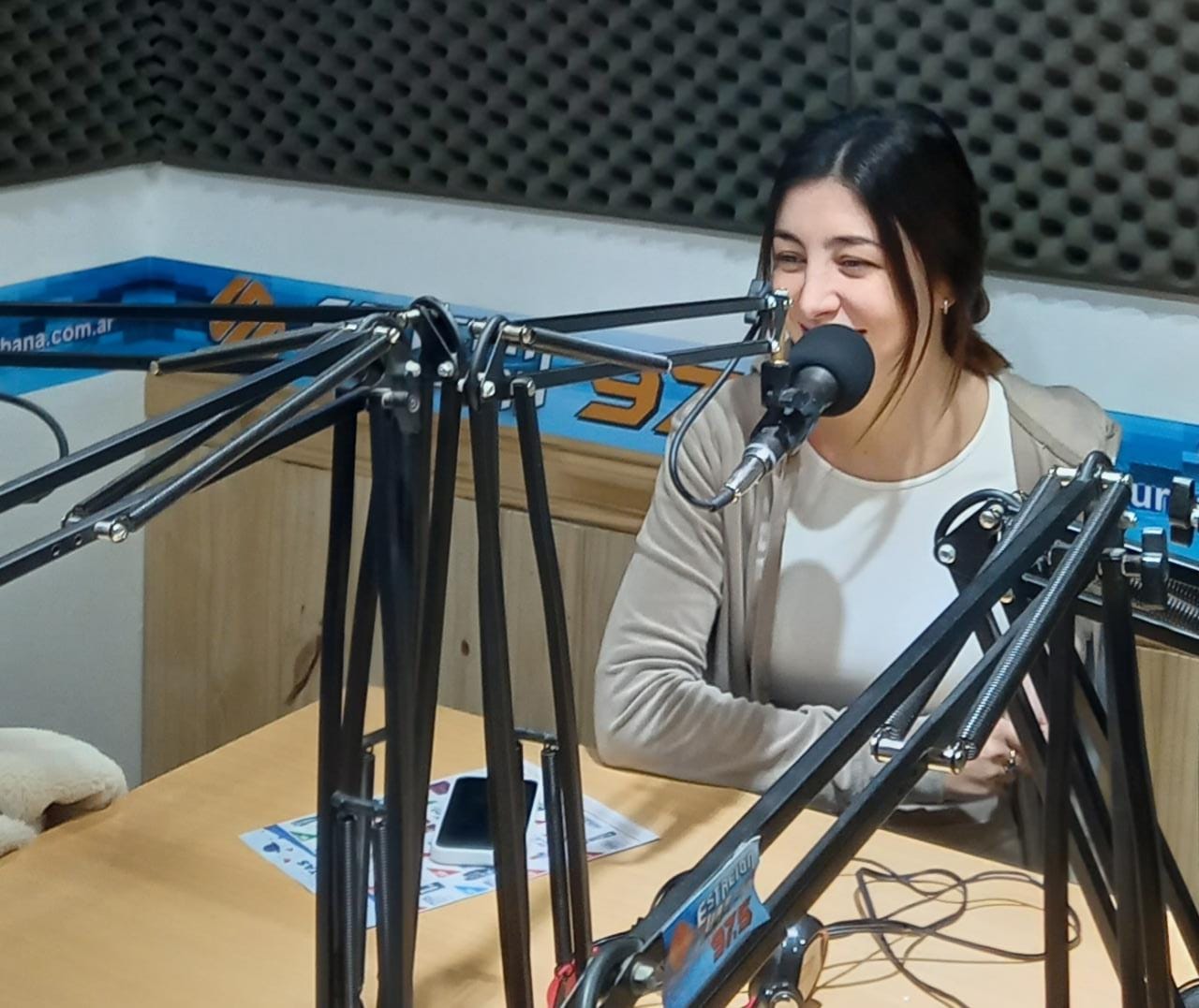 FARMACIA PASTERIS *UNA FAMILIA QUE CRECE Y APUESTA EN LA CIUDAD*