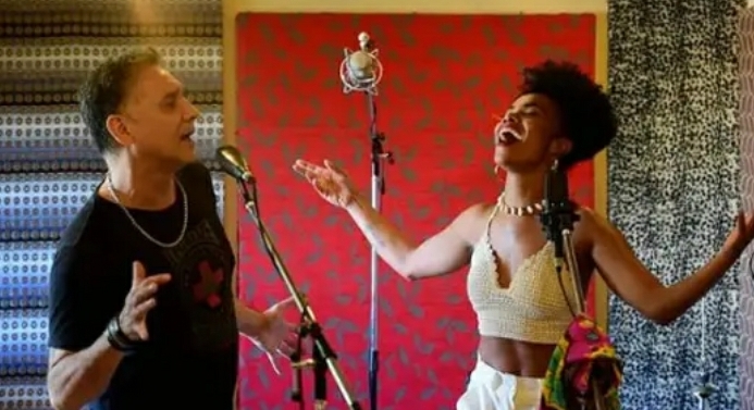 *CHELO* DELGADO DE LA ZIMBABWE NOS PRESENTA SU NUEVO CORTE * 7 VIDAS*