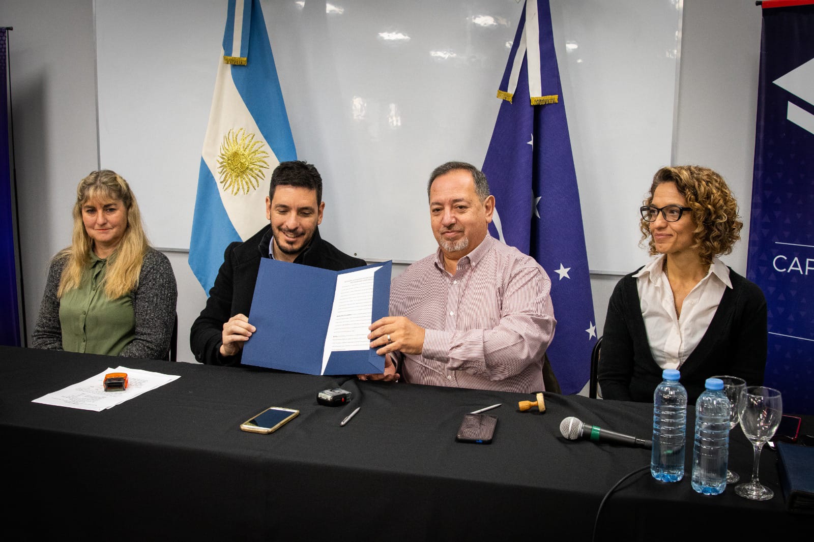 EL MUNICIPIO REALIZ&Oacute; LA FIRMA DEL CONVENIO PARA ACOMPA&Ntilde;AR A TERMINAR LA PRIMARIA Y SECUNDARIA