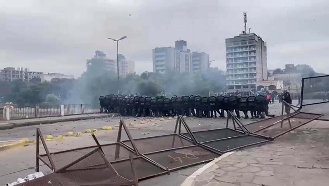 NOTICIAS + IVA : INCIDENTES EN JUJUY POR LA REFORMA CONSTITUCIONAL 