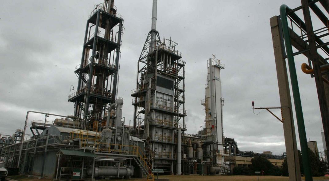 MIGUEL CANUTTO: PETROQU&Iacute;MICA NO CUMPLI&Oacute; CON LOS PLAZOS PARA AVISAR DEL ESCAPE