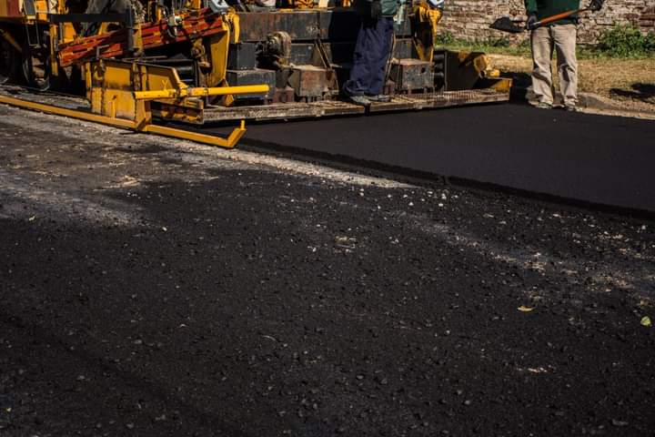 R&Iacute;O TERCERO AVANZA CON OBRAS EN DIFERENTES BARRIOS