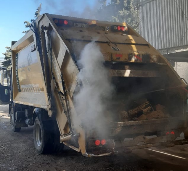 EZEQUIEL KREVS (TRABAJADOR DE COTRECO): PEDIMOS A LA GENTE RESPONSABILIDAD A LA HORA DE SACAR LA BASURA