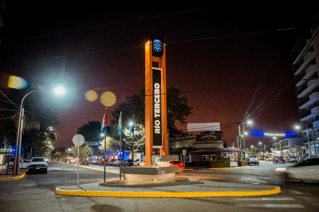 LA MUNICIPALIDAD CONTIN&Uacute;A AVANZANDO EN LA REVALORIZACI&Oacute;N DE LOS ESPACIOS P&Uacute;BLICOS DE LA CIUDAD