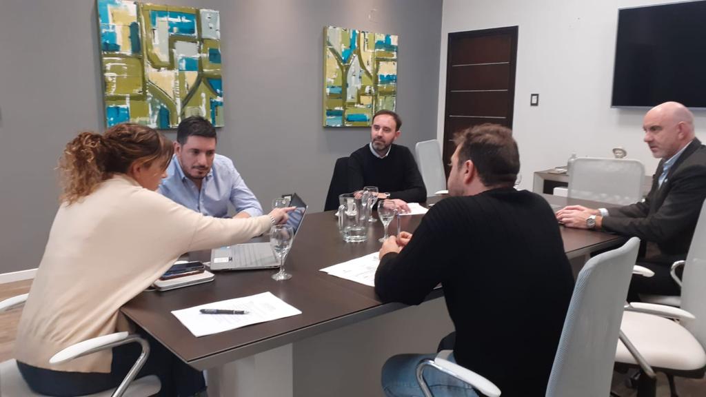 *MUNICIPIO Y PROVINCIA AVANZAN HACIA UN PRINCIPIO DE ACUERDO SOBRE PLAN LO TENGO*