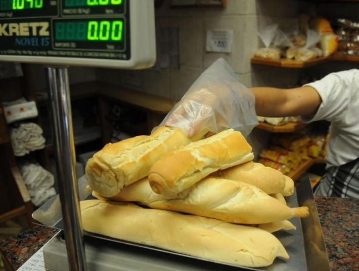 EDUARDO V&Aacute;ZQUEZ: AUMENTAR&Aacute; EL PAN Y LOS DERIVADOS DEL AZ&Uacute;CAR