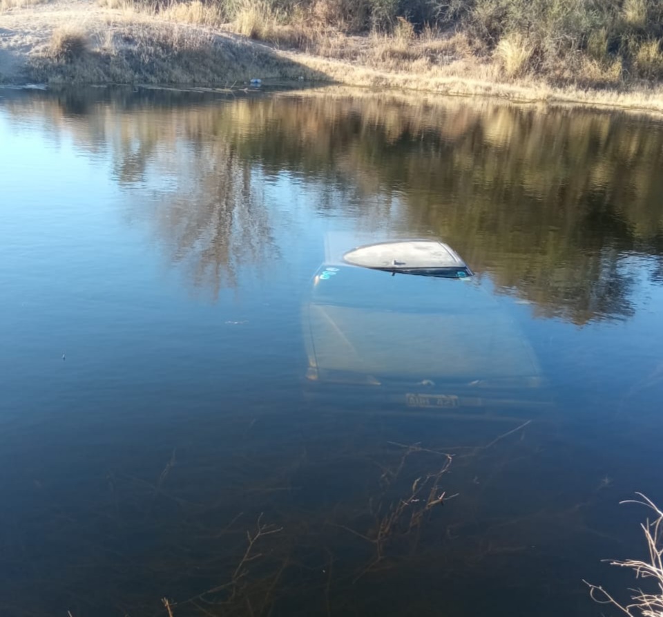 BOMBEROS DE ALMAFUERTE INTERVINIERON EN UN PARTICULAR HECHO