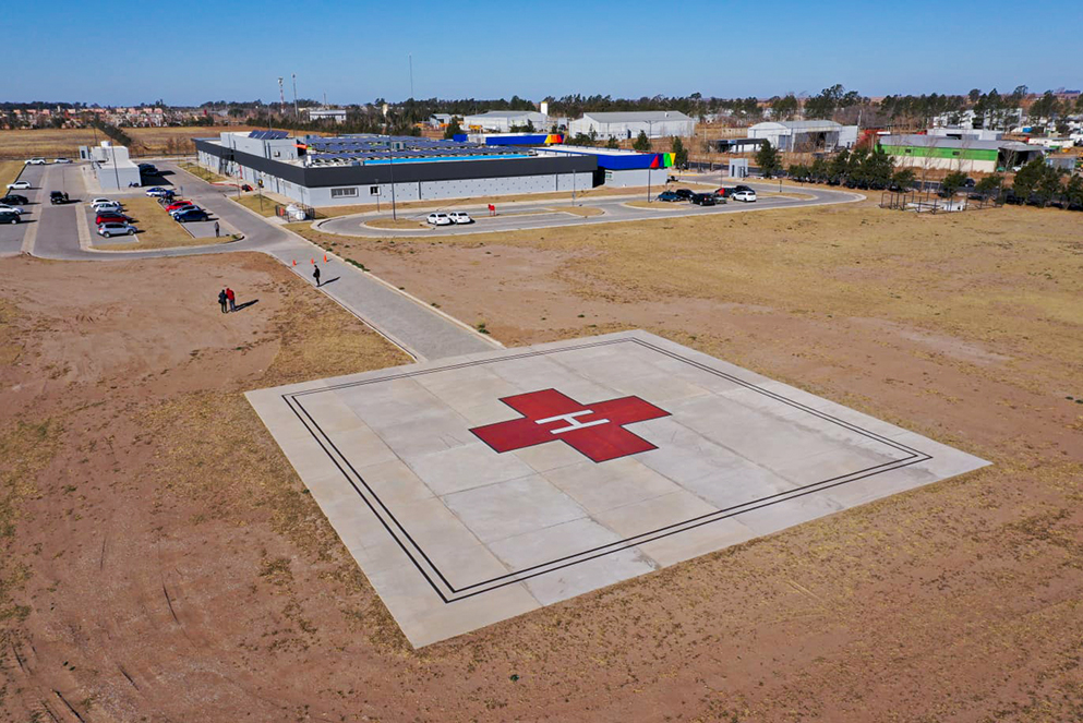 R&iacute;o Tercero: Schiaretti habilit&oacute; pavimentaci&oacute;n y el helipuerto del Hospital Regional