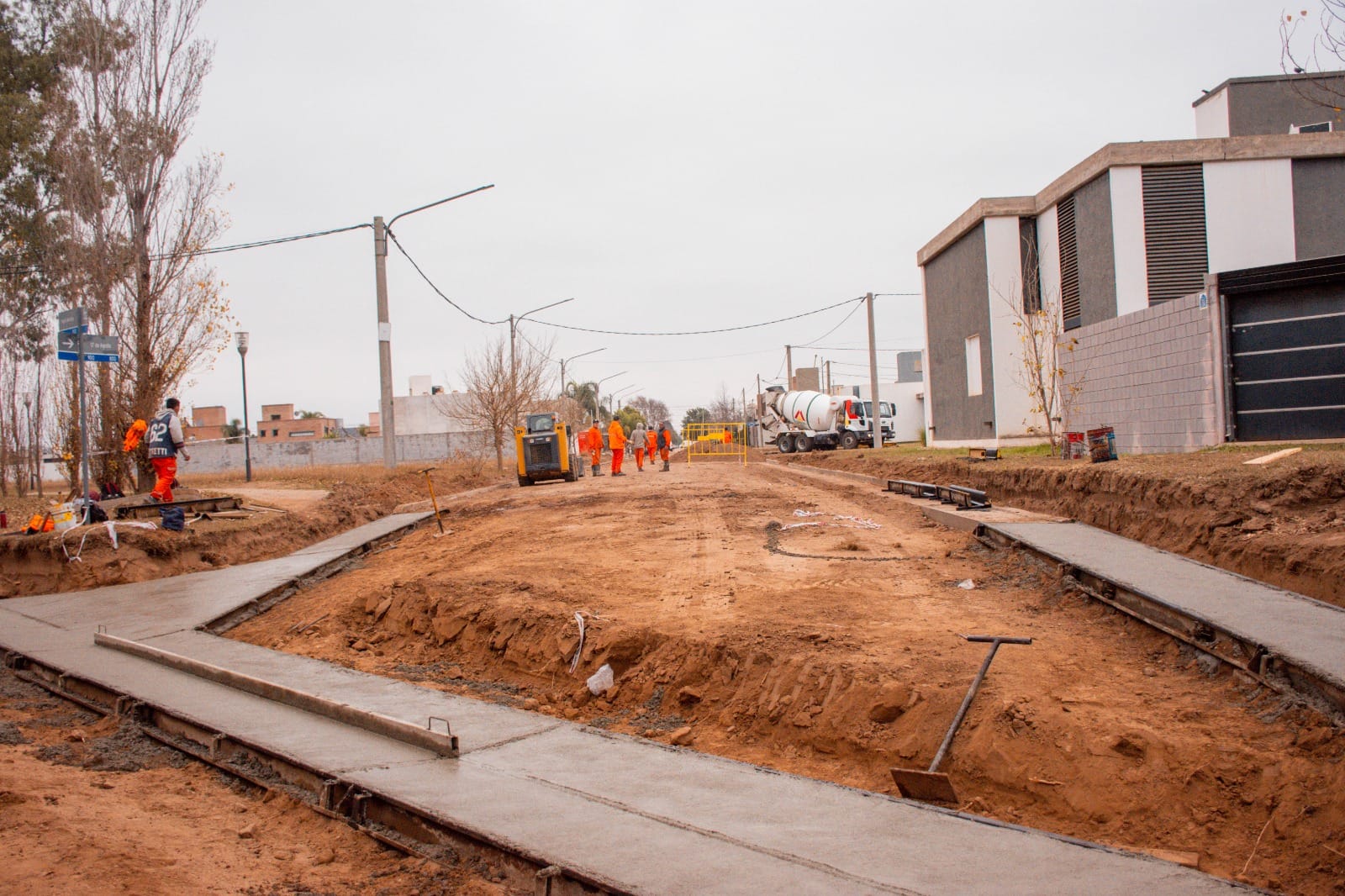 EL MUNICIPIO AVANZA EN LA REALIZACI&Oacute;N DEL CORD&Oacute;N CUNETA EN BARRIO VILLA ZOILA