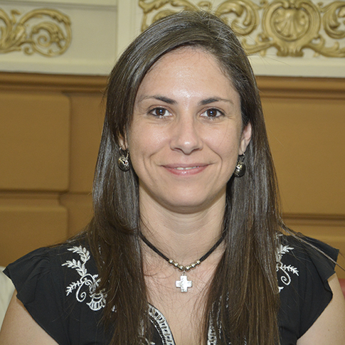 LAURA LABAT PRESENT&Oacute; UN PROYECTO SOBRE VIOLENCIA POL&Iacute;TICA CONTRA LA MUJER