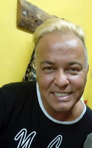 En el D&iacute;a del Peluquero, entrevista con un emblem&aacute;tico de R&iacute;o Tercero