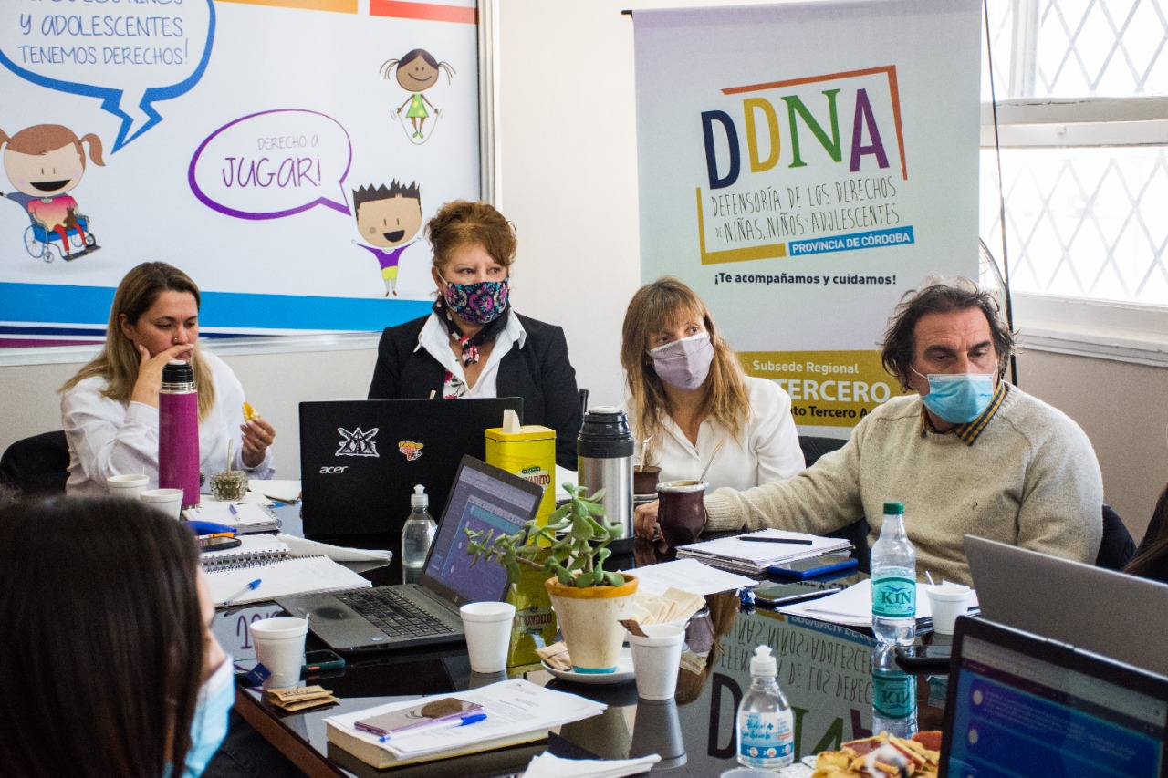 Reuni&oacute;n de la mesa de trabajo en el marco del proyecto "Primera infancia, un futuro seguro"