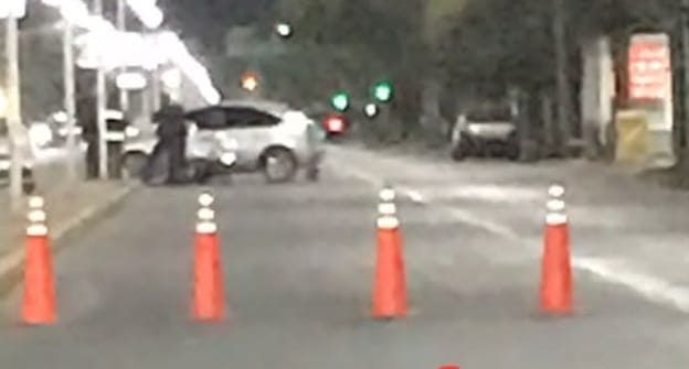 ACCIDENTE ANOCHE ENTRE AUTO Y MOTOCICLISTA CON UN HERIDO