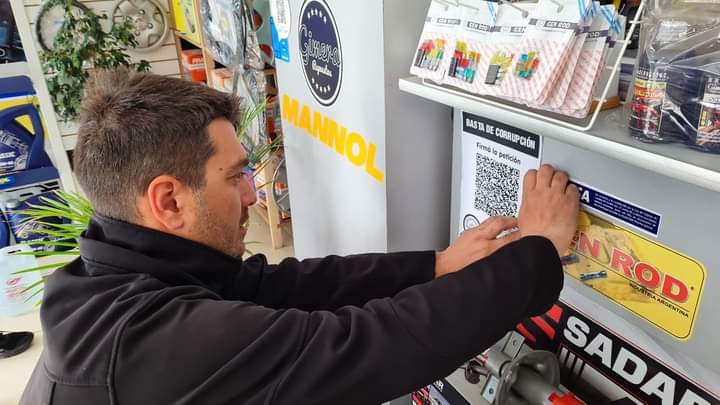 PEDRO BOSSA INVITA A FIRMAR POR UNA LEY DE FICHA LIMPIA