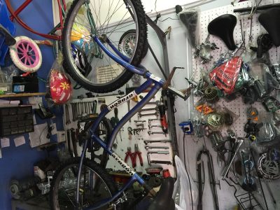 PICHI LORENZATI: ESTAMOS RECIBIENDO EN EL TALLER BICIS VIEJAS PARA REPARAR