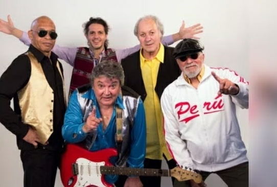 NOTICIAS + IVA : KATUNGA 52 A&Ntilde;OS DE M&Uacute;SICA 