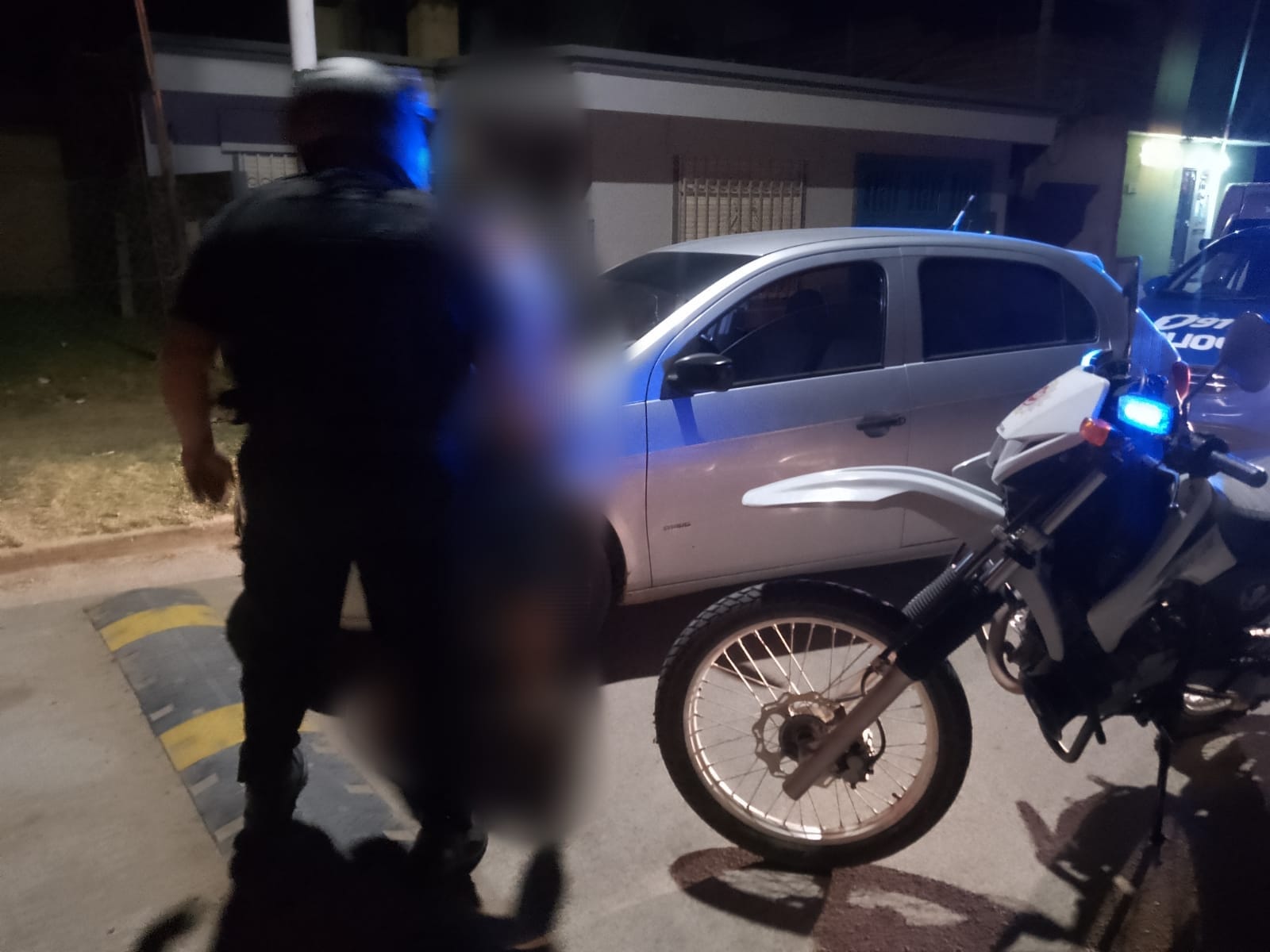 PARTE POLICIAL: DETIENEN A MASCULINO EN BARRIO CERINO POR CIRCULAR EN VEH&Iacute;CULO CON PEDIDO DE SECUESTRO 