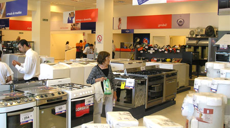 PARTE POLICIAL: ROBO EN CETROGAR