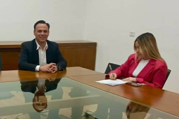 Gonzalo Querro: con la firma de las CLE ponemos a disposici&oacute;n de las escuelas el gabinete municipal