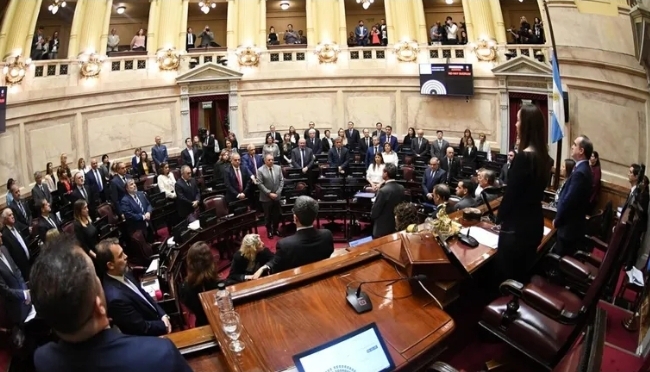 Nuevo aumento de sueldo para los senadores: $10,2 millones de pesos bruto desde noviembre