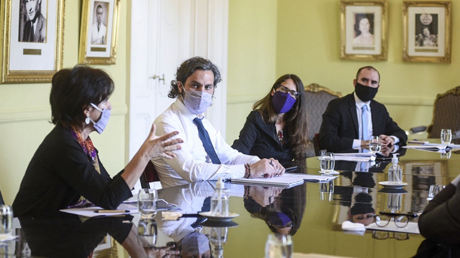 El Gobierno extendi&oacute; los cr&eacute;ditos a tasa 0 para monotributistas y aut&oacute;nomos