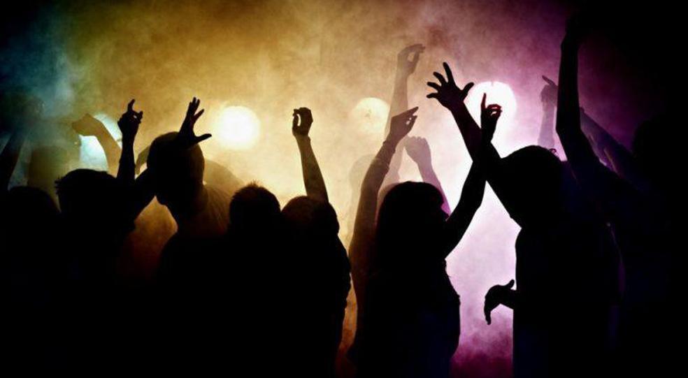 R&Iacute;O TERCERO: FIESTA CLANDESTINA CON 200 PERSONAS EN EX BOLICHE BAILABLE 