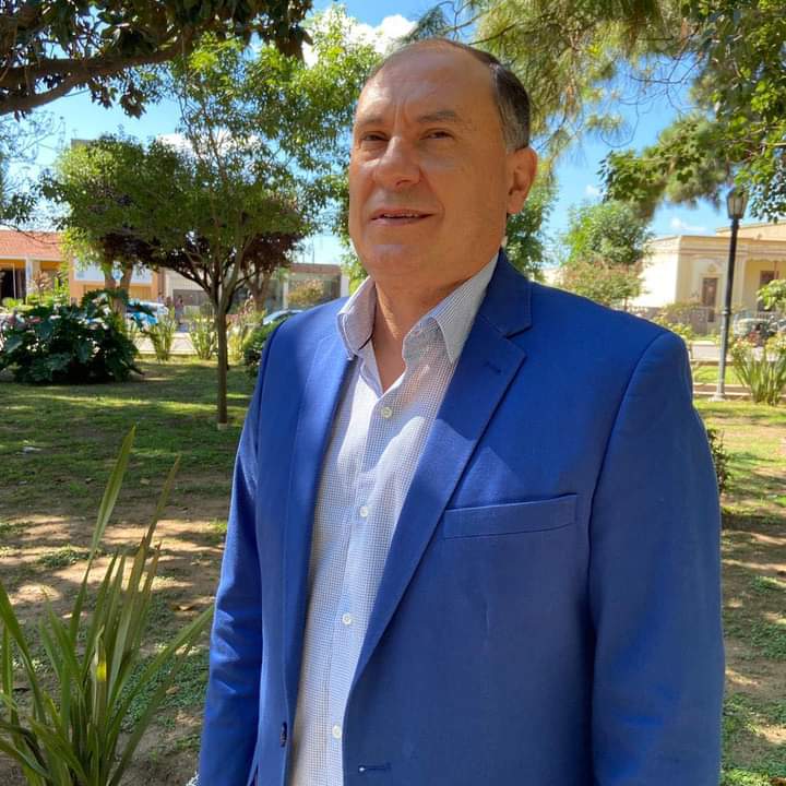 FERNANDO SALVI SALUD&Oacute; AL PUEBLO DE R&Iacute;O TERCERO