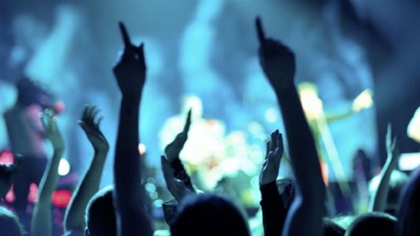 L&Oacute;PEZ: DESDE EST&Aacute; NOCHE VUELVEN LOS BOLICHES CON BAILE Y HASTA LAS 6