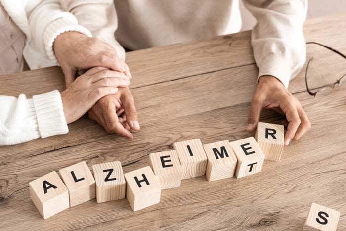 Entrevista al Dr. Far&iacute;as con motivo del D&iacute;a Mundial del Alzheimer