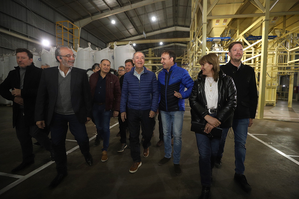 Ya se conectaron al gas natural 600 empresas en toda la provincia