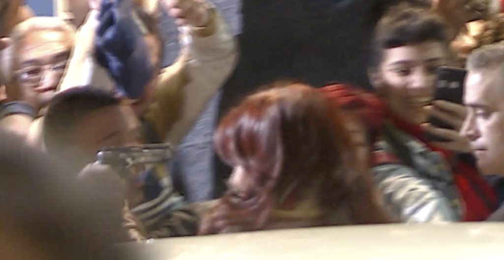 NOTICIAS + IVA : TODO EL ARCO POLITICO REPUDI&Oacute; EL ATENTADO CONTRA CRISTINA KIRCHNER