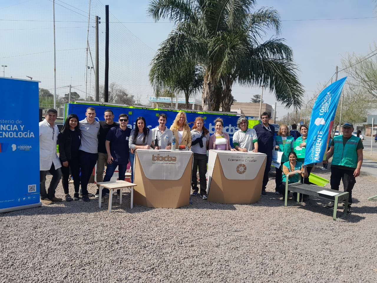 SE REALIZ&Oacute; AYER UNA KERM&Eacute;S DE CIENCIA Y TECNOLOGIA Y PARTICIPARON MAS DE 1000 ESTUDIANTES