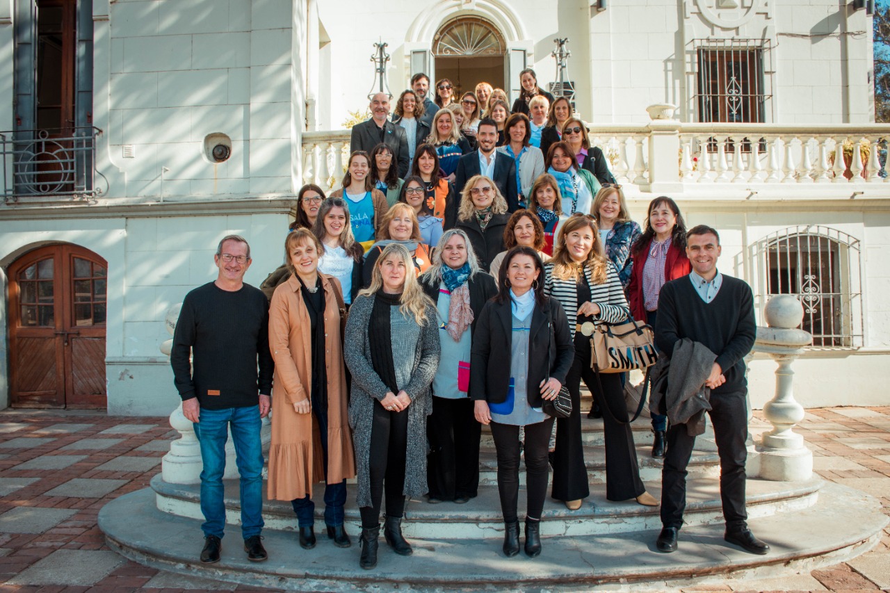 DESAYUNO POR EL D&Iacute;A DEL MAESTRO