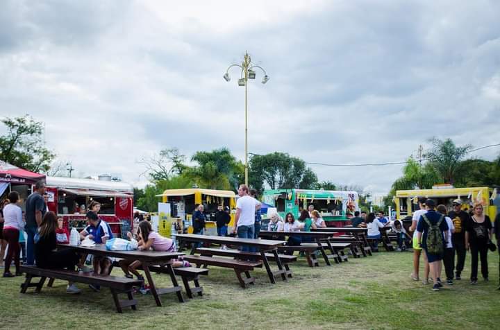 FIESTA CAPITAL NACIONAL DEL DEPORTISTA: EN MENOS DE UNA SEMANA SE CUBRIERON LAS PLAZAS GASTRON&Oacute;MICAS