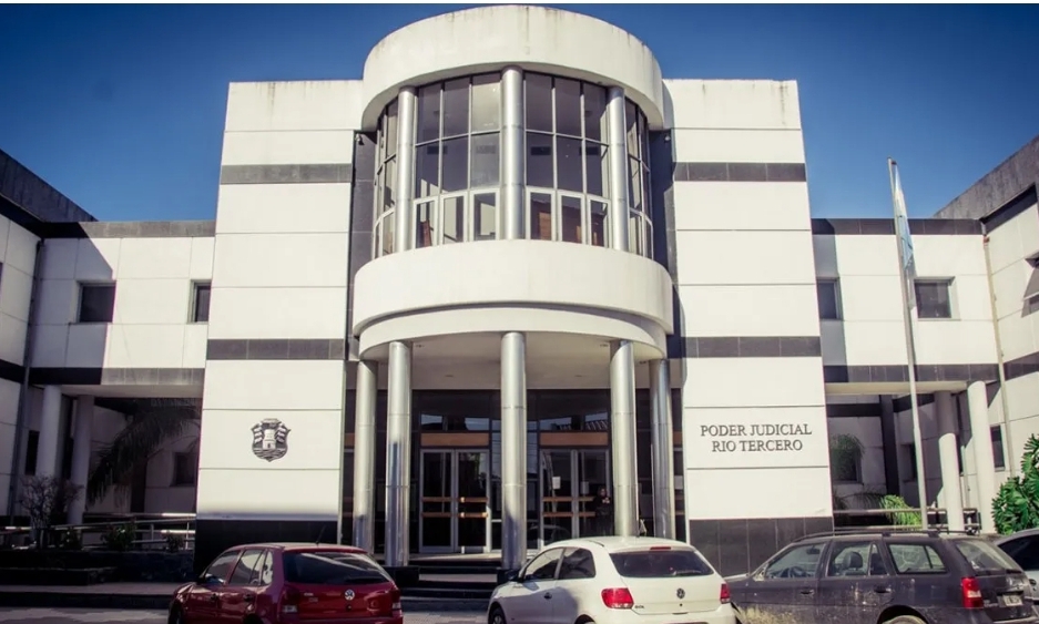 UNA MUJER DETENIDA EN SANTA FE POR ESTAFAS EN R&Iacute;O TERCERO