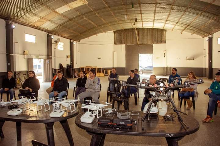 CURSO DE MANEJO DE DRONES