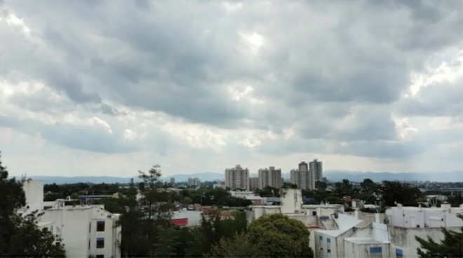 CHAPARRONES, VIENTO SUR Y DESCENSO DE TEMPERATURAS PARA EL FINDE SEMANA 