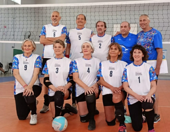 LOS DELFINES GANARON LA MEDALLA DE ORO EN LOS JUEGOS EVITA NACIONALES