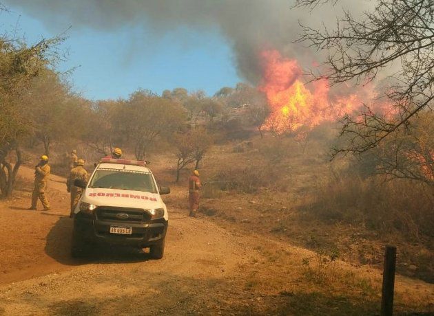 CONTIN&Uacute;A EL INCENDIO DE TRASLASIERRA