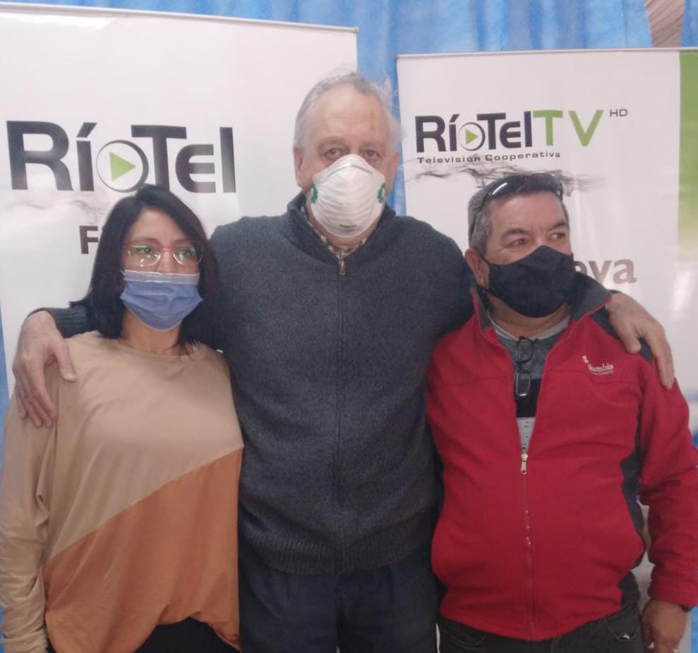 LA COOPERATIVA PRESENT&Oacute; LA FIBRA &Oacute;PTICA EN BARRIO CERINO