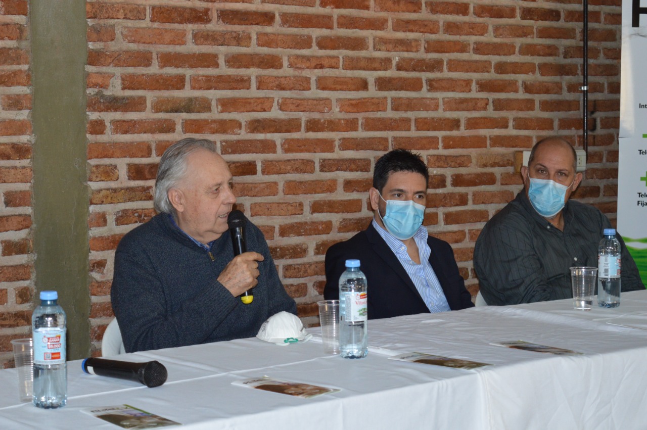 LA COOPERATIVA PRESENT&Oacute; LA FIBRA &Oacute;PTICA EN BARRIO NORTE 