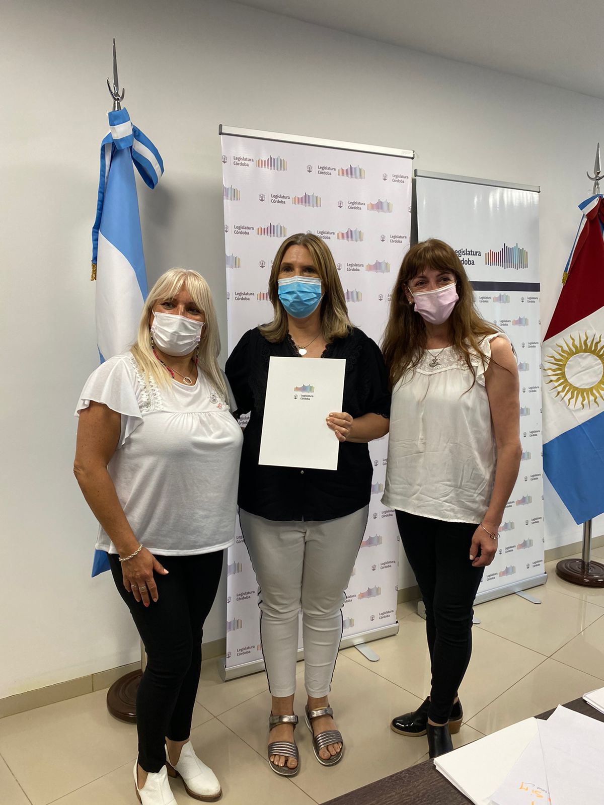 VOLCEC FUE DISTINGUIDO EN LA LEGISLATURA PROVINCIAL