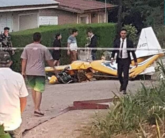 VILLA GENERAL BELGRANO: CAY&Oacute; UNA AVIONETA, HAY TRES PERSONAS HERIDAS 