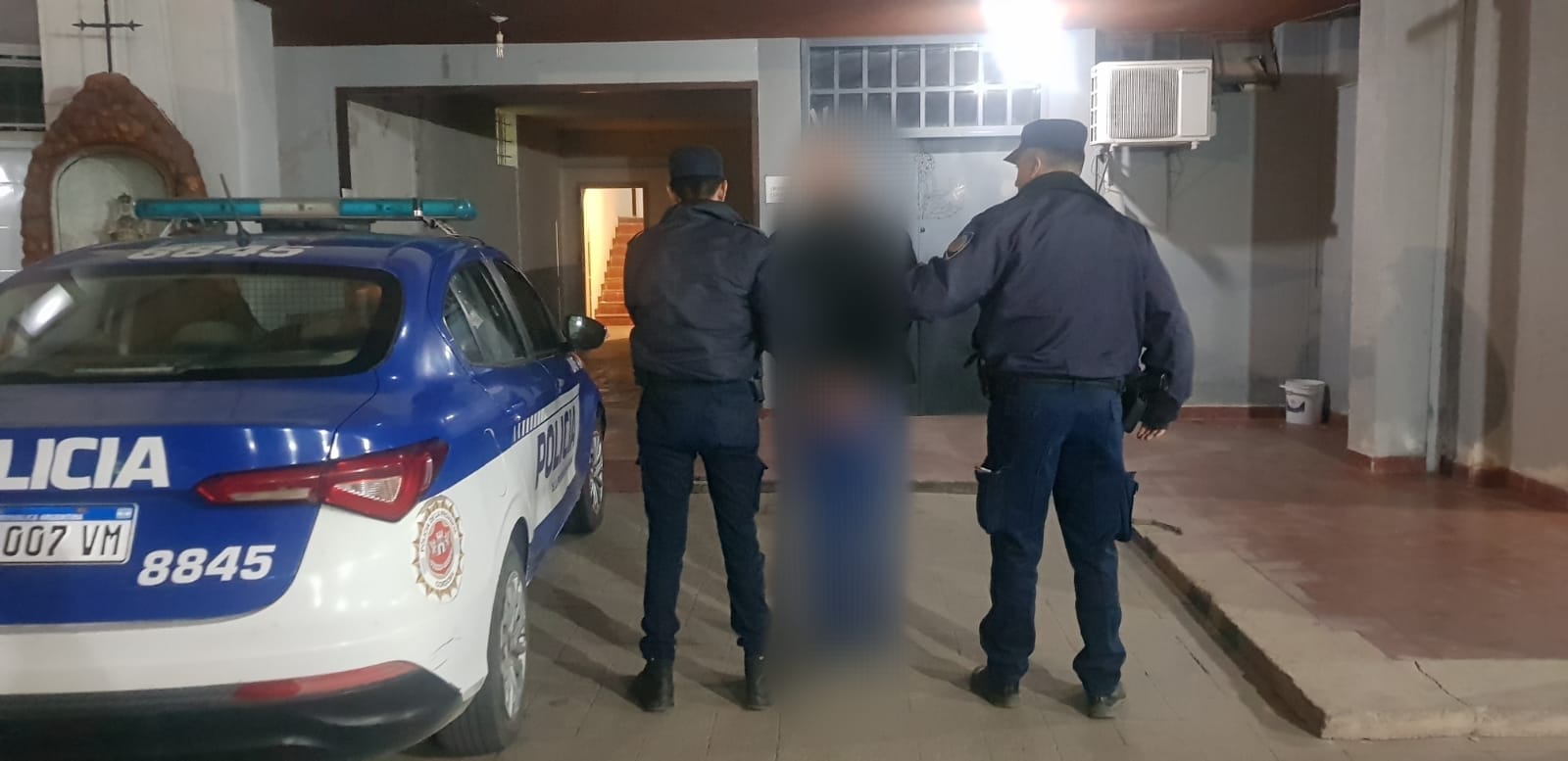PARTE POLICIAL: DETIENEN A MASCULINO DE 38 A&Ntilde;OS QUI&Eacute;N TENIA PEDIDO DE CAPTURA