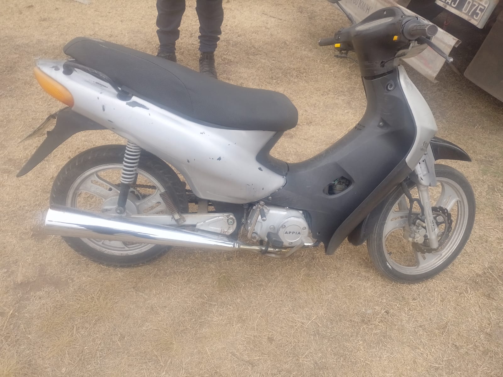PARTE POLICIAL: HALLAZGO DE MOTOCICLETA CON PEDIDO DE SECUESTRO