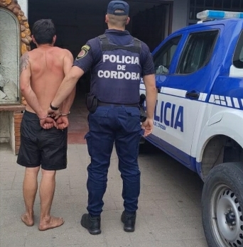 Parte policial: Joven fue detenido por ocasionar disturbio en un local en Barrio Cerino 