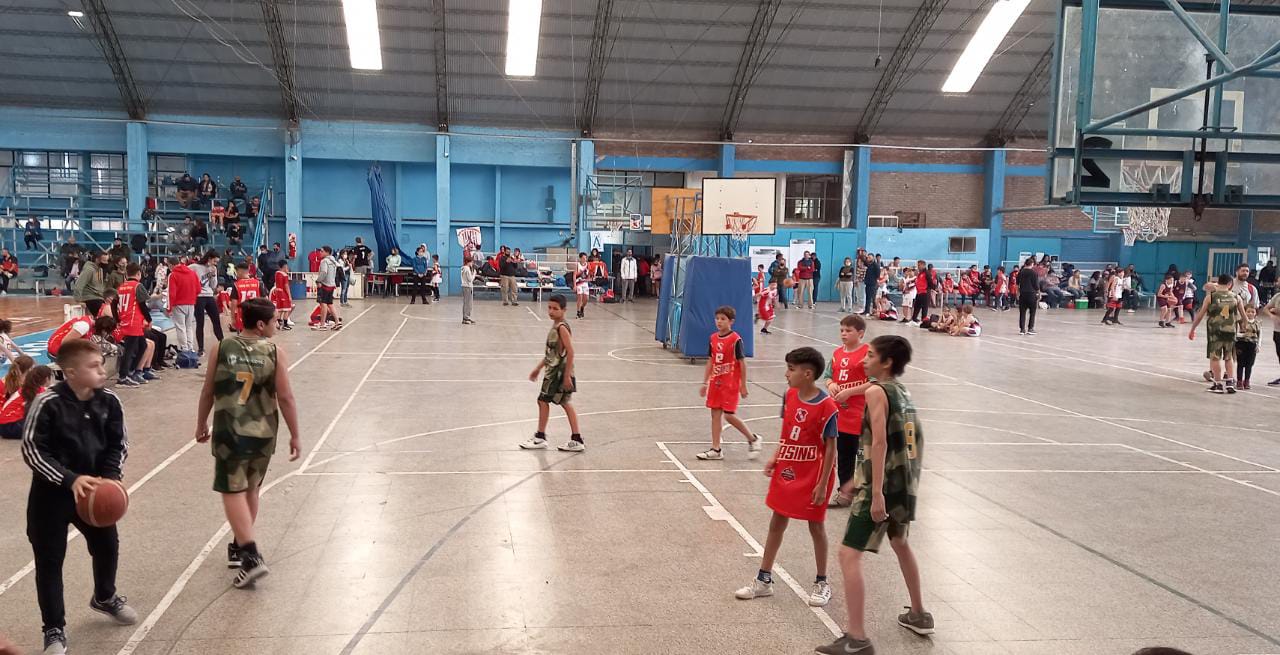 COMENZ&Oacute; EL ENCUENTRO DE MINIBASQUET EN EL CLUB SPORTIVO 9 DE JULIO