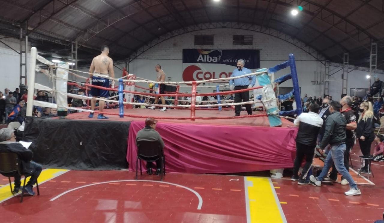 BOXEO: POR PROBLEMAS T&Eacute;CNICOS SE SUSPENDI&Oacute; LA PELEA DE FONDO