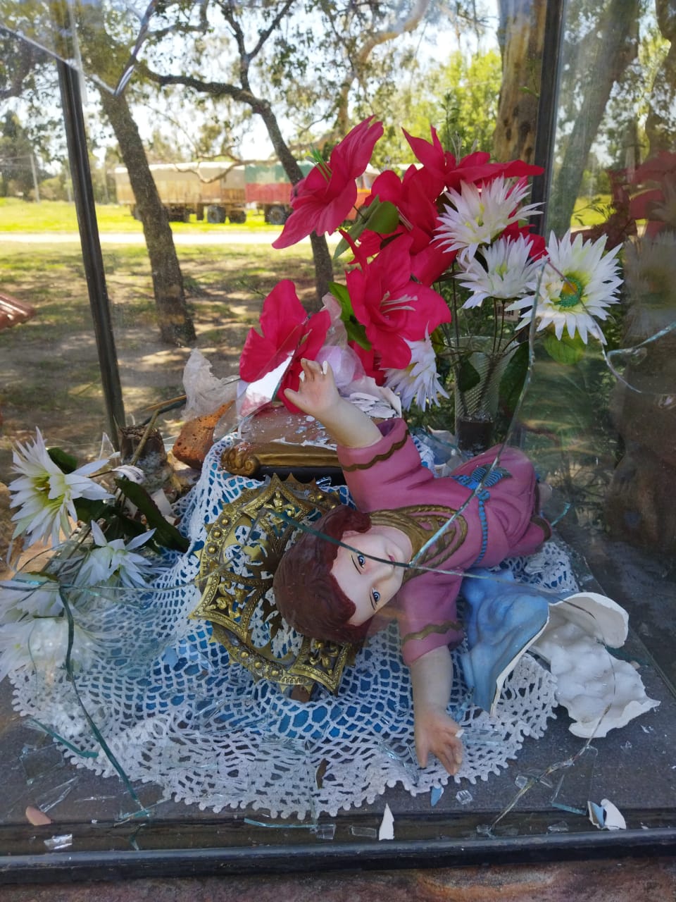 VANDALISMO EN BARRIO CABERO 